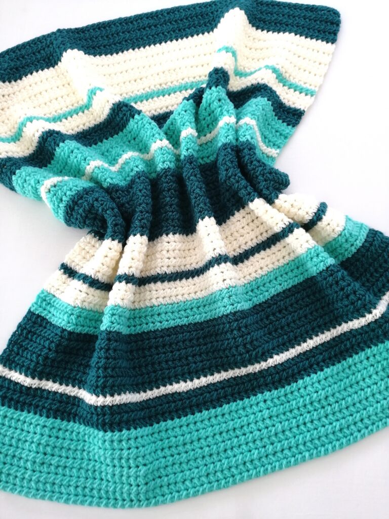 Gestreiftes Strandlaken
